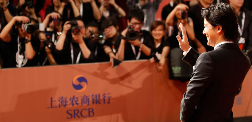 Κίνα Ακυρώθηκε το Διεθνές Φεστιβάλ Κινηματογράφου της Σαγκάης λόγω κορωνοϊού.