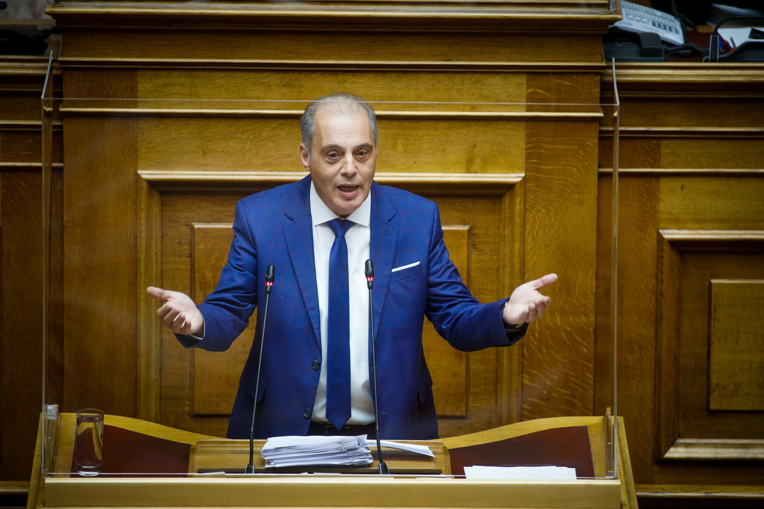 Κυρ.-Βελόπουλος:-Σήμερα-ο-πρωθυπουργός-τεκμηρίωσε-ότι-η-πολιτική-που-εφαρμόζει-βασίζεται-στην-εξαπάτηση-των-πολιτών